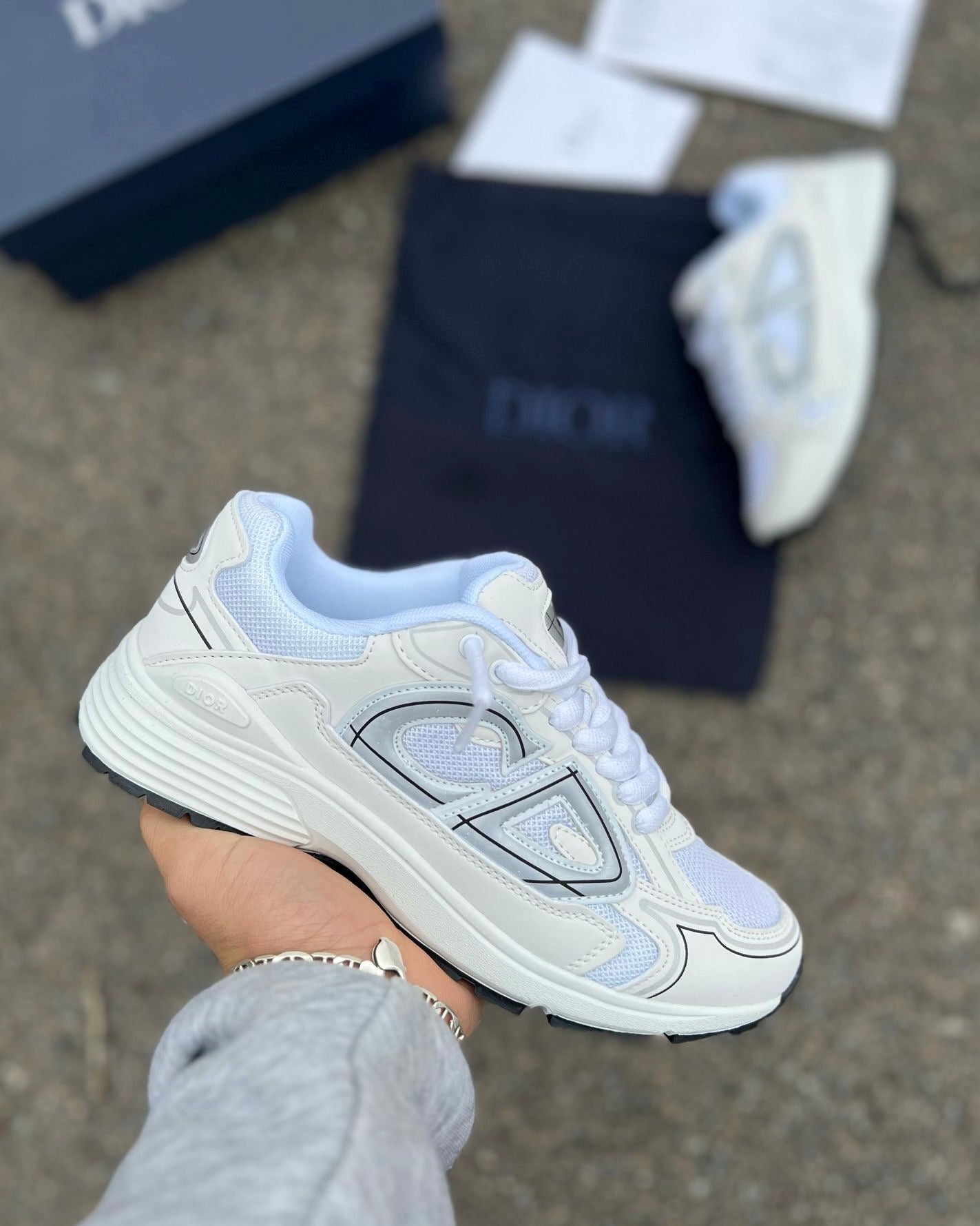 Dior B30 White