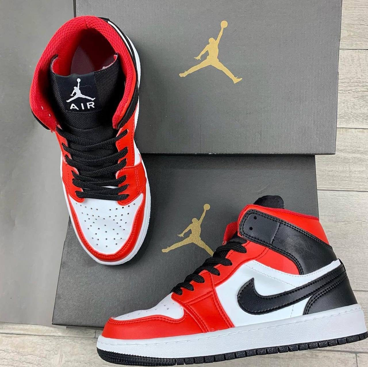 Jordan Mid Rojo
