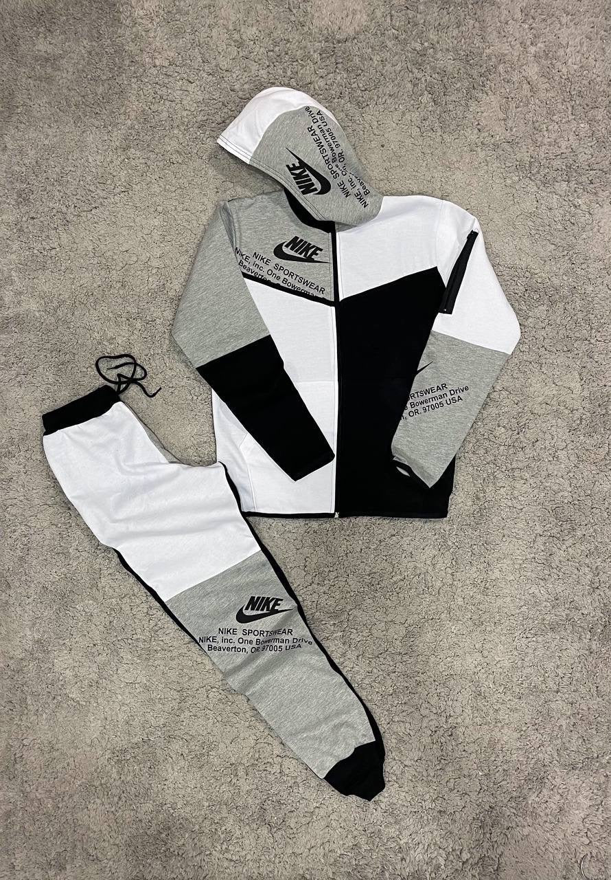 NUEVO NIKE TECH FLEECE
