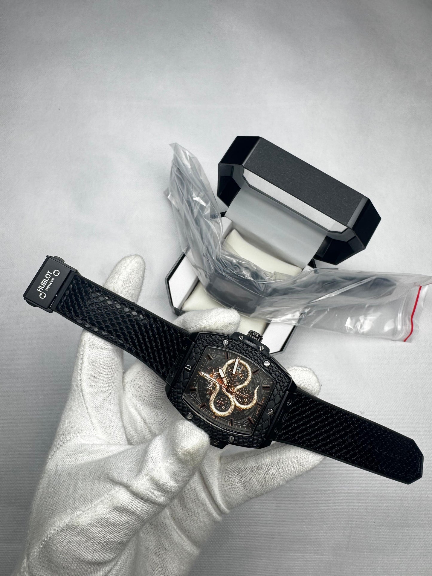 Reloj Hublot “alta gama”