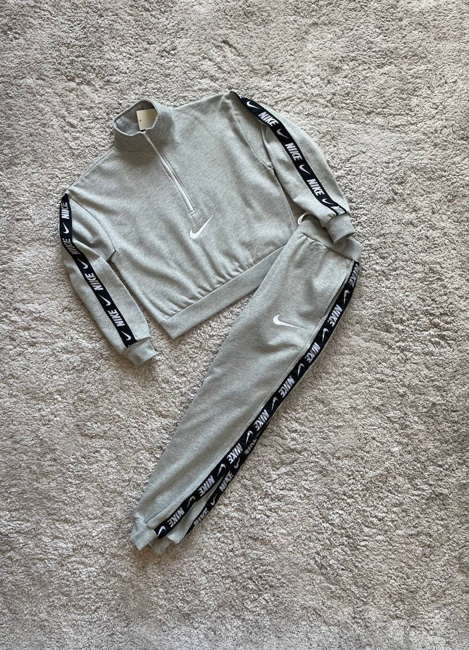 Chandal mujer Nike gris
