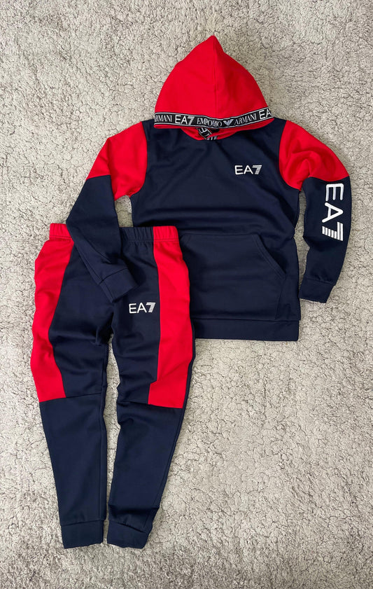 Nuevo Chándal EA7