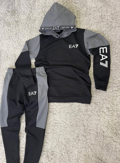 Nuevo Chándal EA7