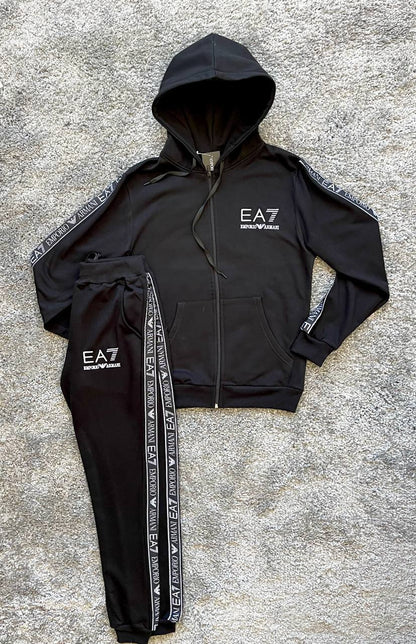 Chándal EA7  armani negro