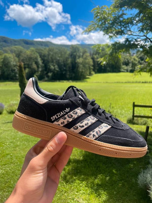 ADIDAS SPEZIAL NEGRA