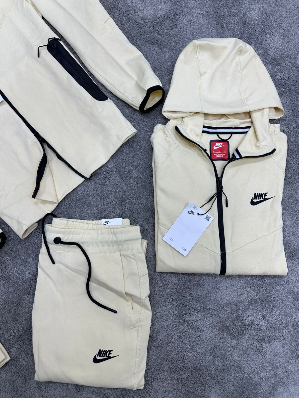 Nike tech x CR7

CALIDAD G5