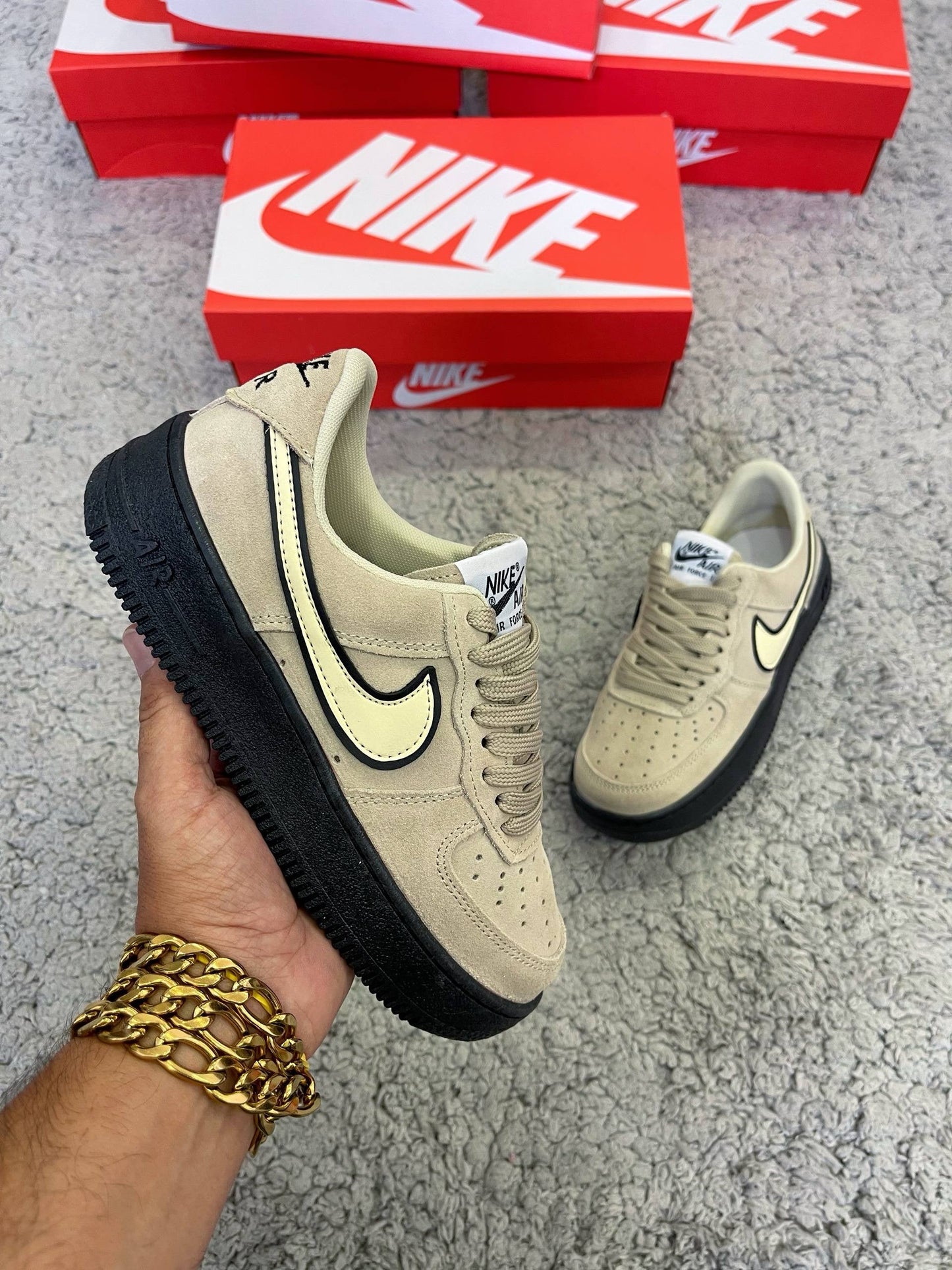 AIR FORCE 1 SUELA BEIGE