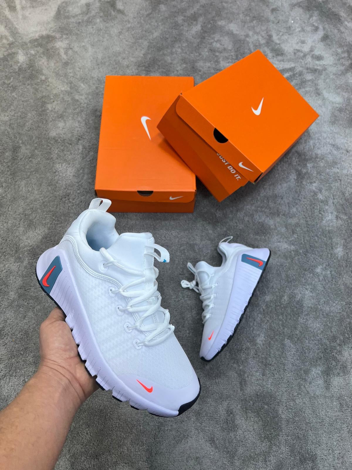 Nike free Metcon máxima calidad. Blanca