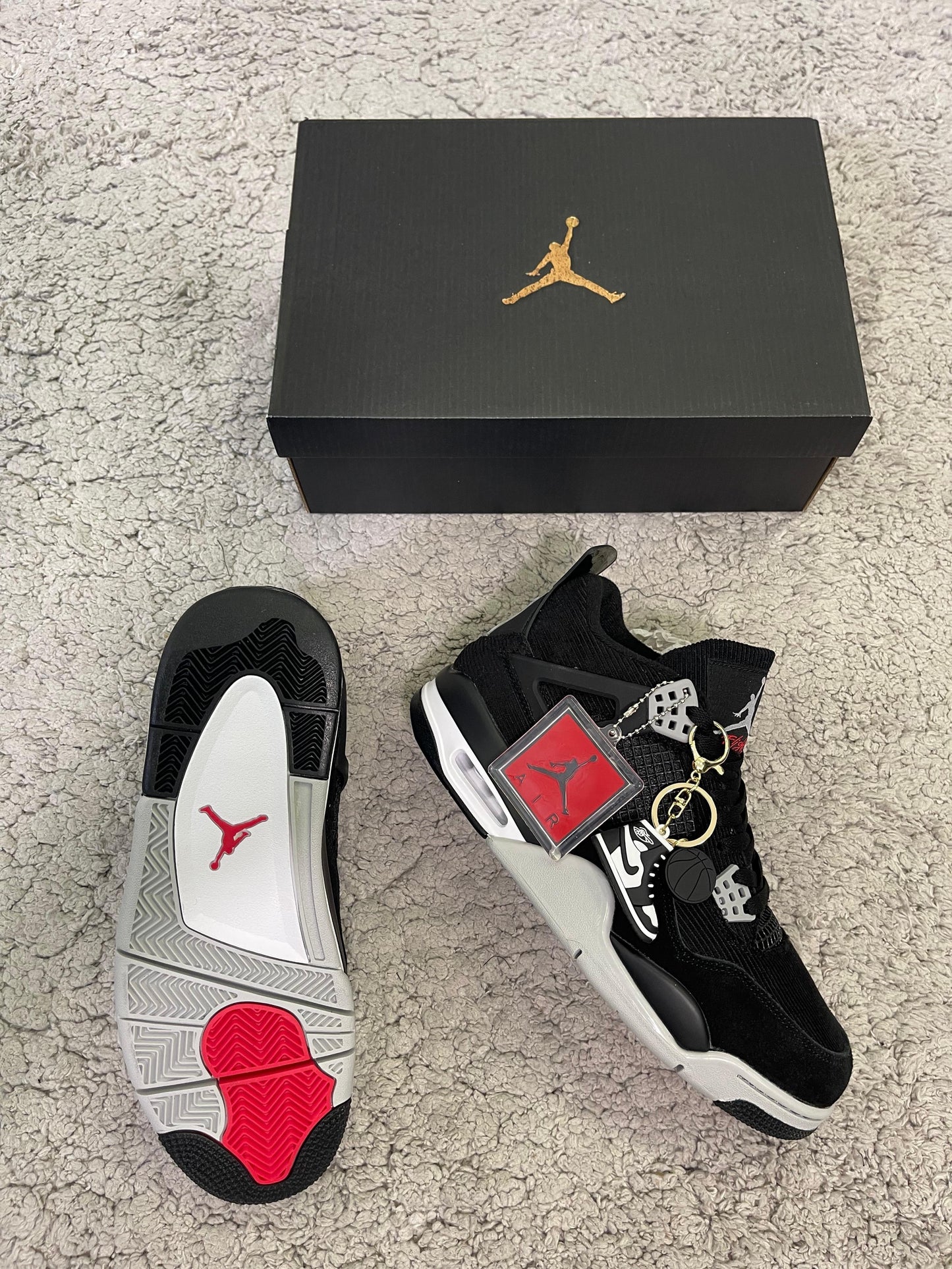 Jordan 4