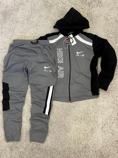 *NIKE AIR GRIS/NEGRO