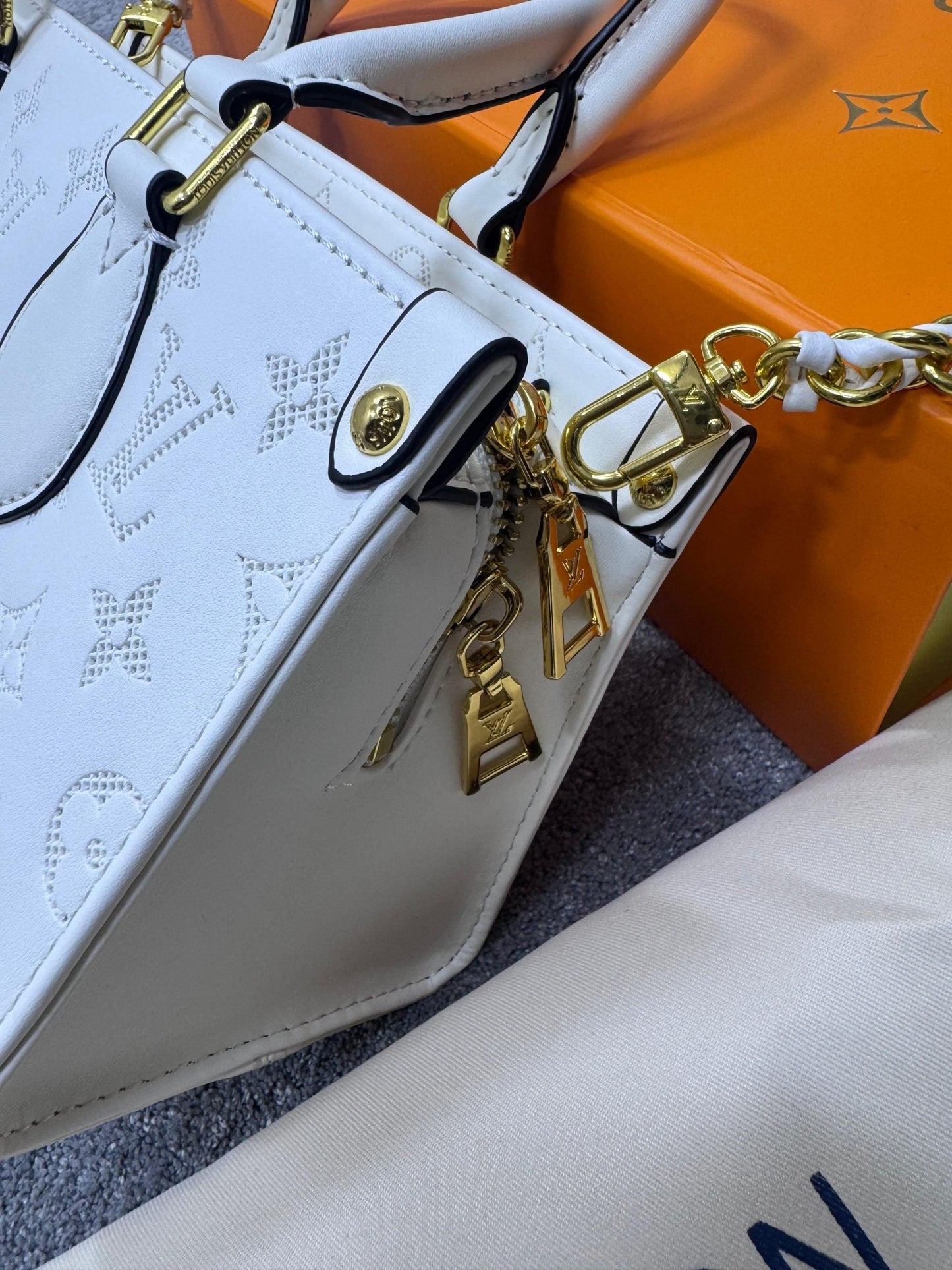 Bolso LV (Mujer)