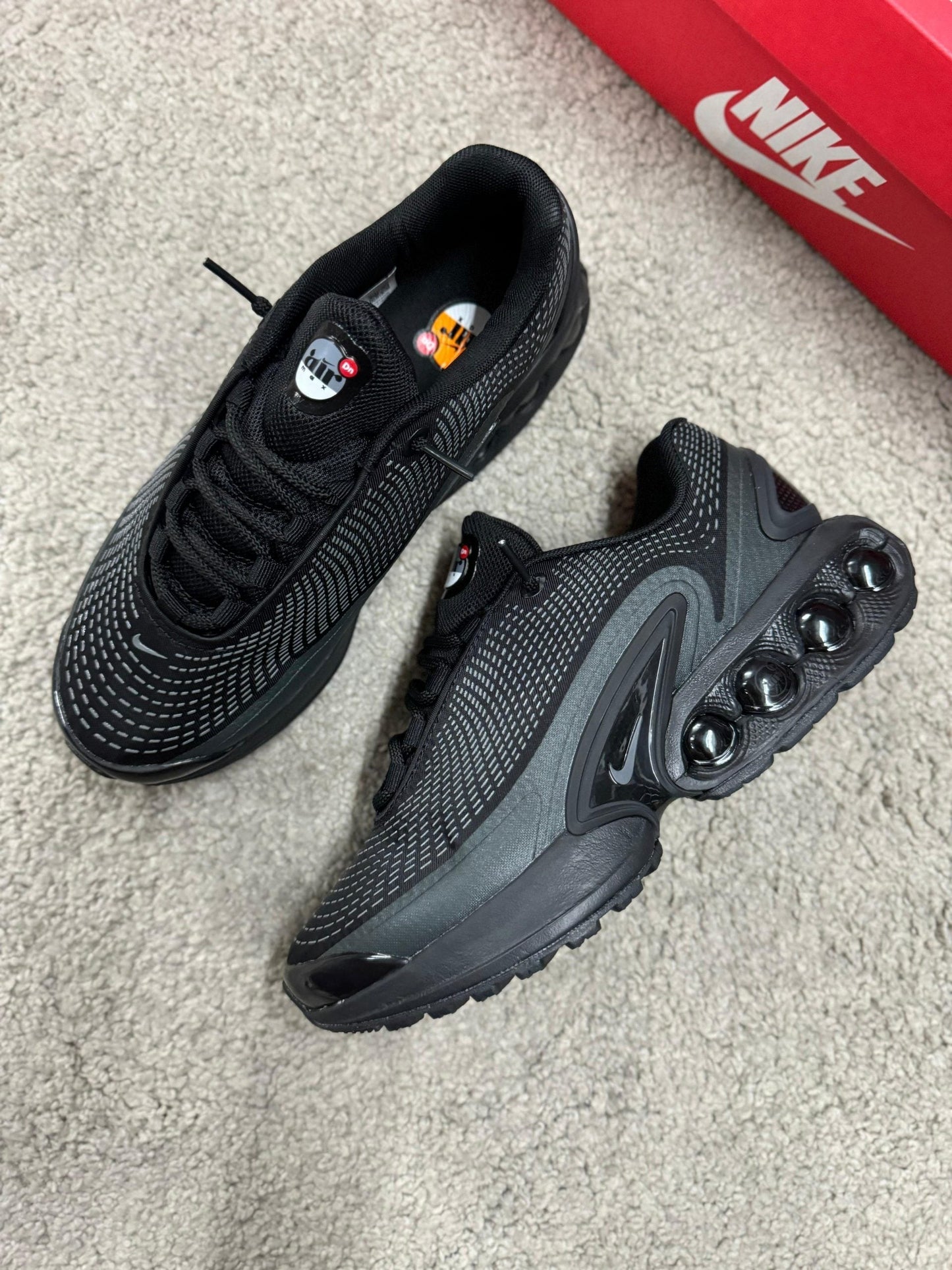 Air Max DN ( Negras  )