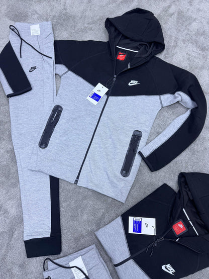 Chandal Nike Tech ( Bicolor )