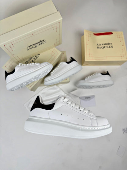 Alexander McQueen Blancas