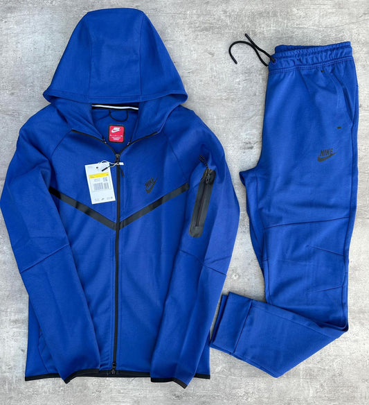 Nike tech